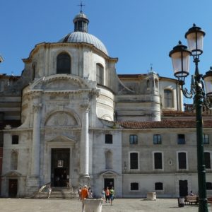 Pellegrinaggi e visite al Santuario di Lucia